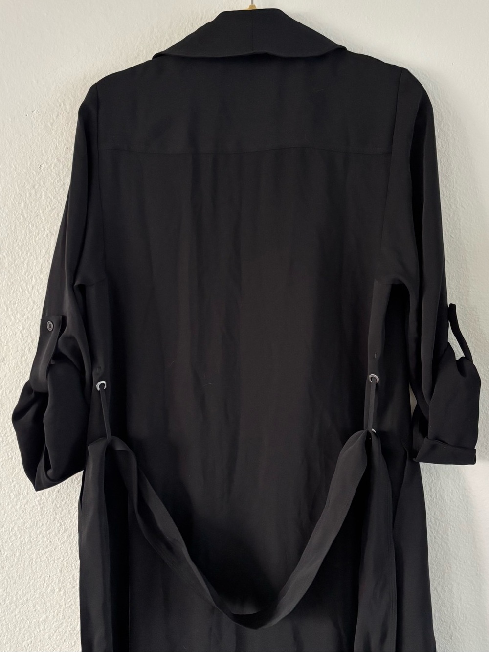 Aritzia Babaton Kahlo Long Robe Matte Satin Duster Jacket Black Medium - Picture 12 of 16